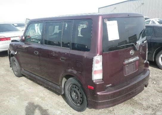 Scion xB 2005 photo 7