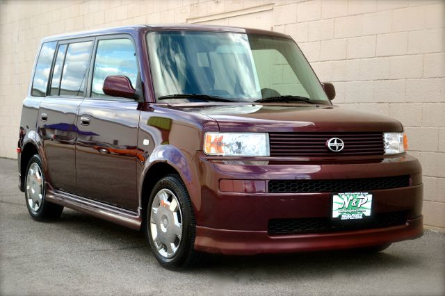 Scion xB 2005 photo 4