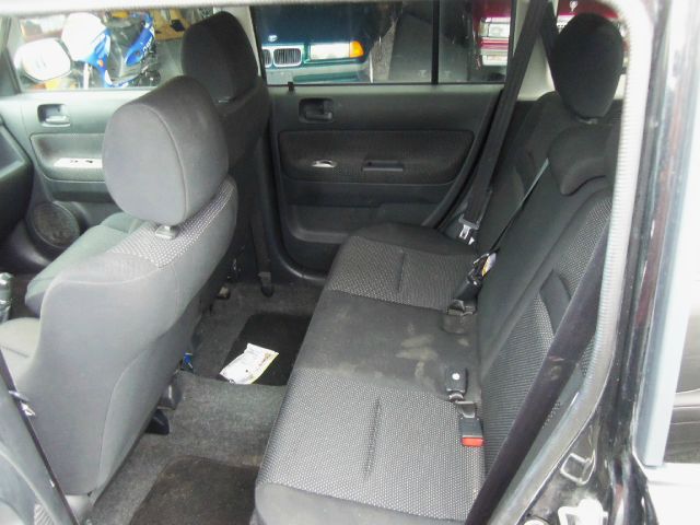 Scion xB 2005 photo 5