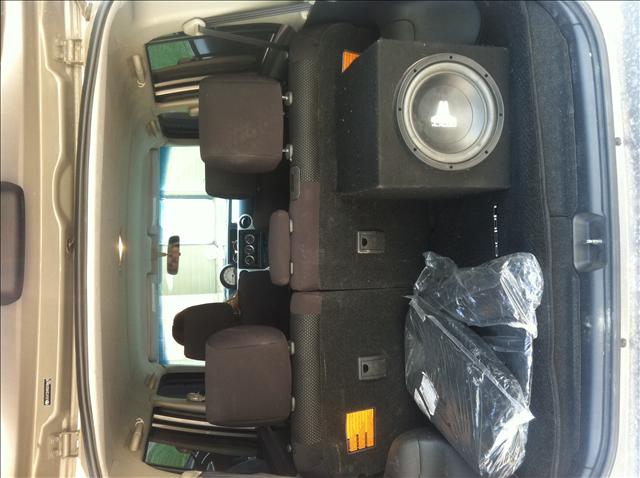 Scion xB 2005 photo 3