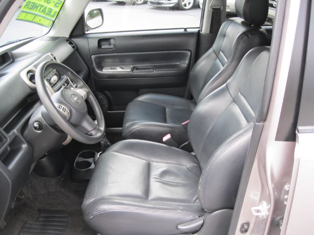 Scion xB 2006 photo 11