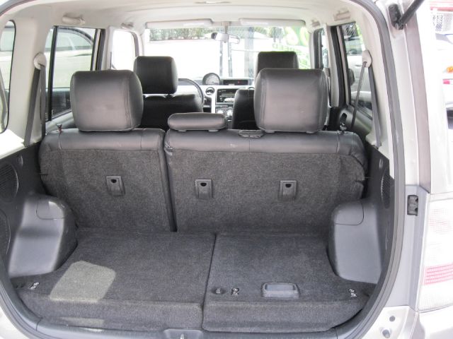 Scion xB 2006 photo 6