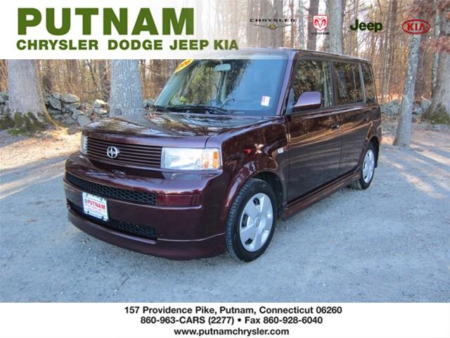 Scion xB 2006 photo 1