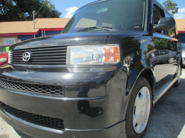 Scion xB 2006 photo 4