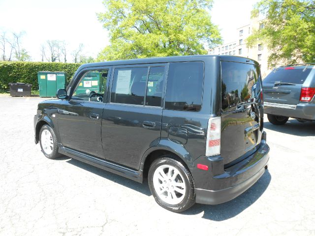 Scion xB 2006 photo 5