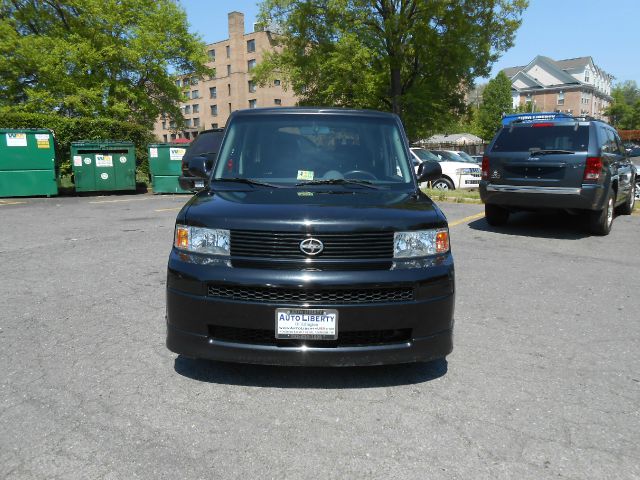 Scion xB 2006 photo 7