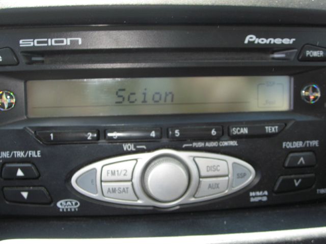 Scion xB 2006 photo 5