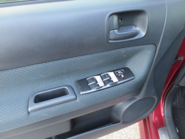 Scion xB 2006 photo 3