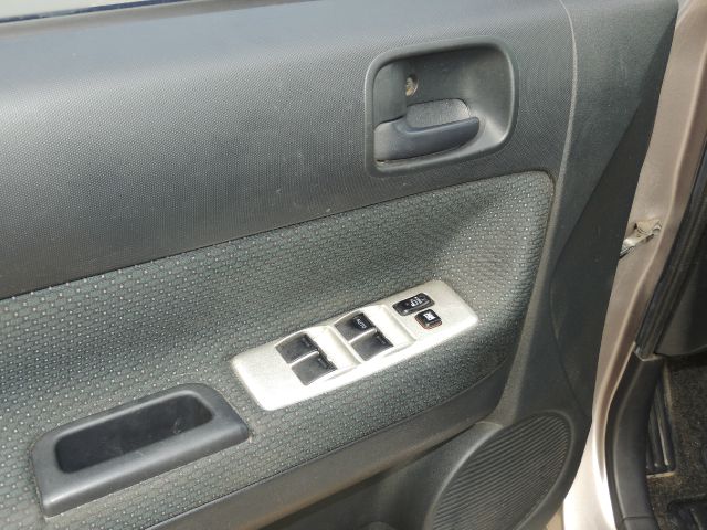 Scion xB 2006 photo 13