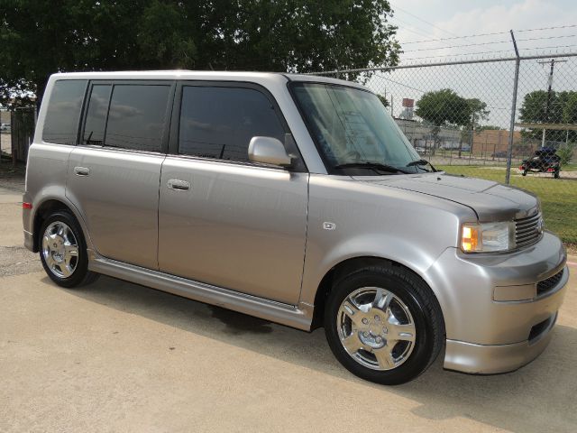 Scion xB 2006 photo 24