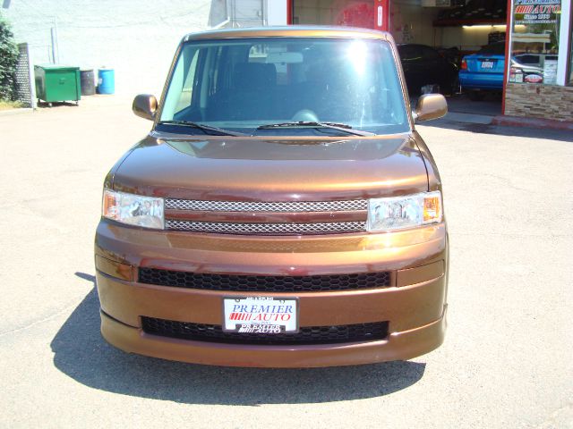 Scion xB 2006 photo 11