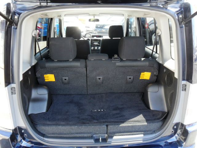 Scion xB 2006 photo 2