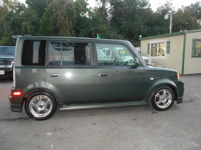 Scion xB 2006 photo 4