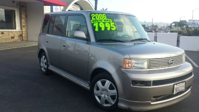 Scion xB 2006 photo 4