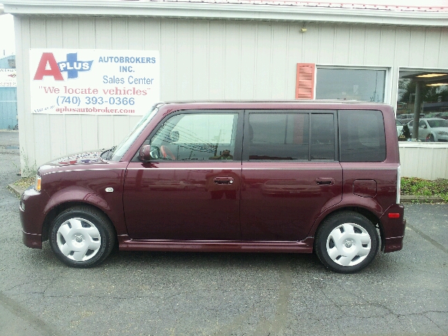 Scion xB 2006 photo 4