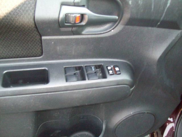 Scion xB 2008 photo 1