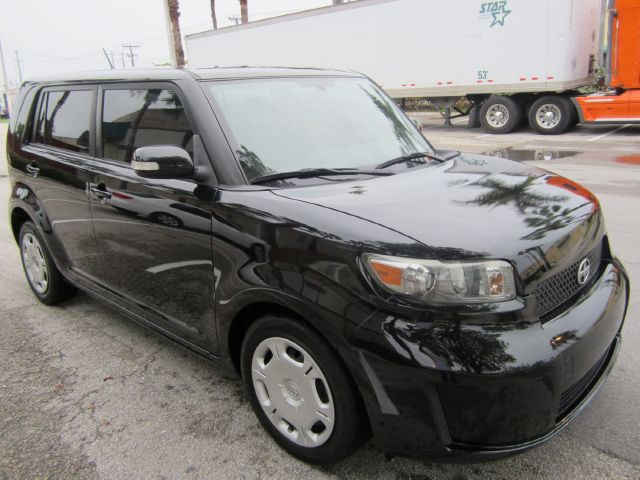 Scion xB 2008 photo 13