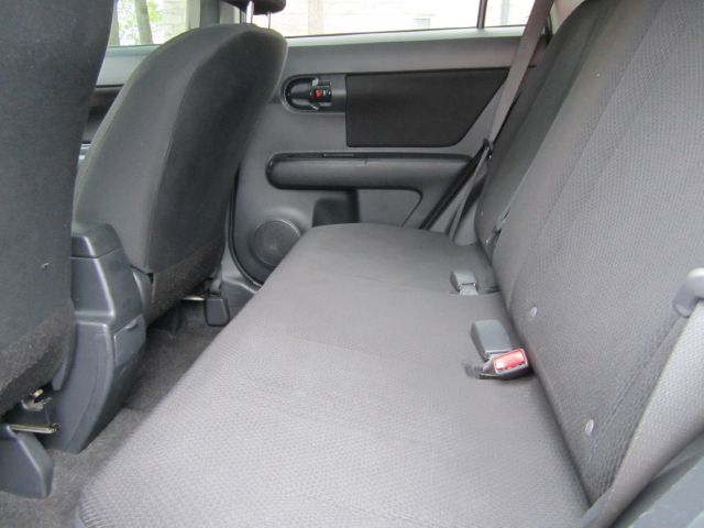 Scion xB 2008 photo 8