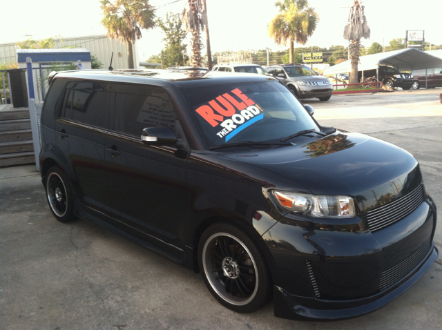 Scion xB 2008 photo 3