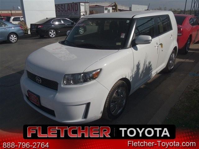 Scion xB Base Sport Utility