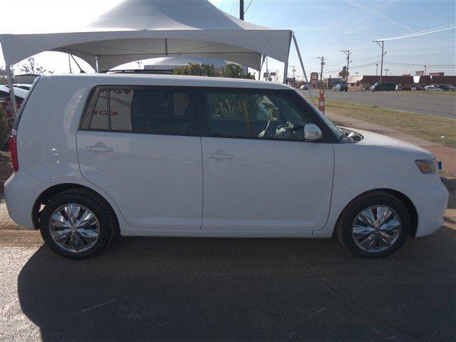 Scion xB 2008 photo 4