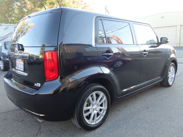 Scion xB 2008 photo 4