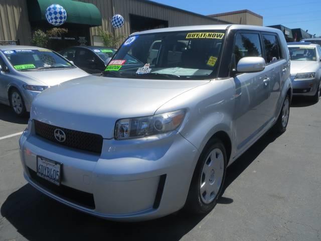 Scion xB 2008 photo 1