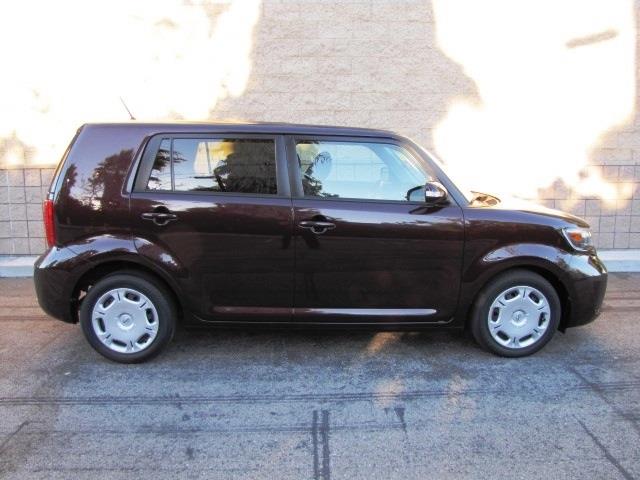 Scion xB 2008 photo 4