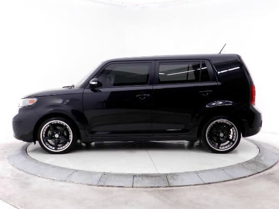 Scion xB 2008 photo 1