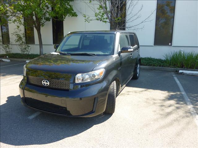 Scion xB 2008 photo 2