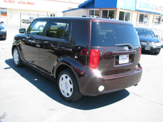 Scion xB 2009 photo 14