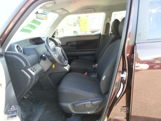 Scion xB 2009 photo 4