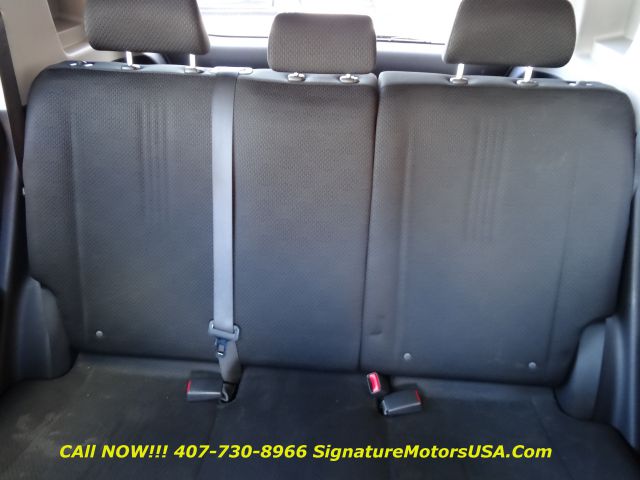 Scion xB 2010 photo 8