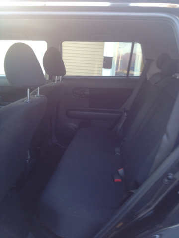 Scion xB 2010 photo 10