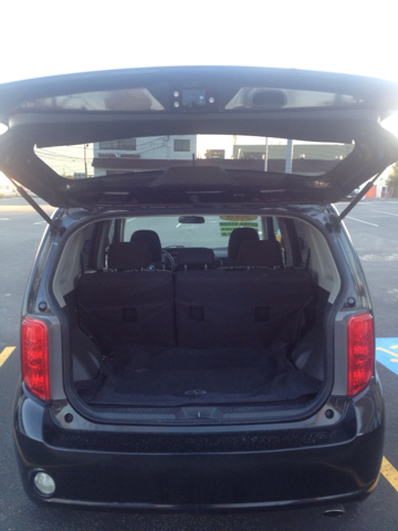 Scion xB 2010 photo 9