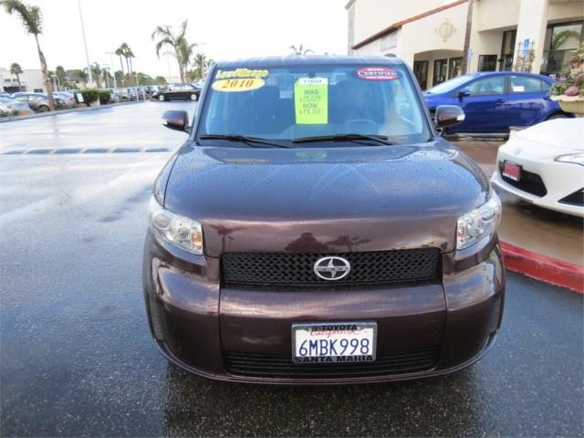 Scion xB 2010 photo 1