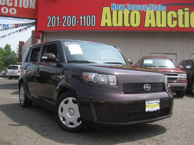 Scion xB 2010 photo 26