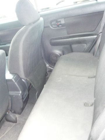 Scion xB 2010 photo 8