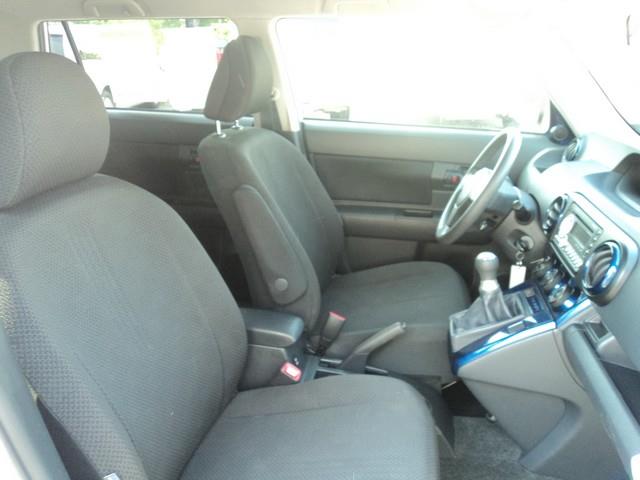 Scion xB 2010 photo 12