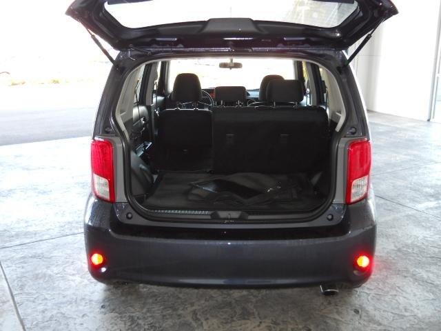 Scion xB 2012 photo 4