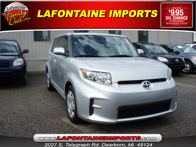 Scion xB Base Unspecified