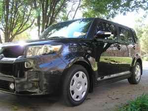 Scion xB 2012 photo 3