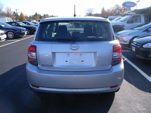 Scion xD 2008 photo 2