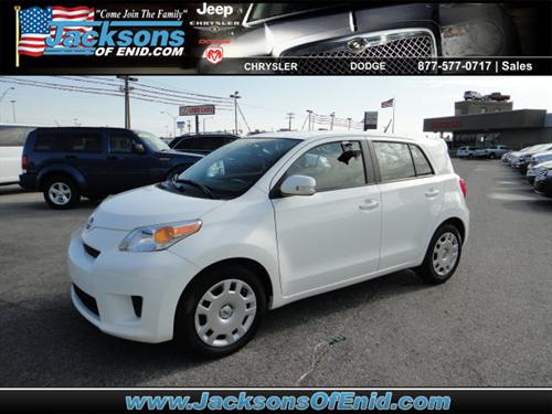 Scion xD 2008 photo 2