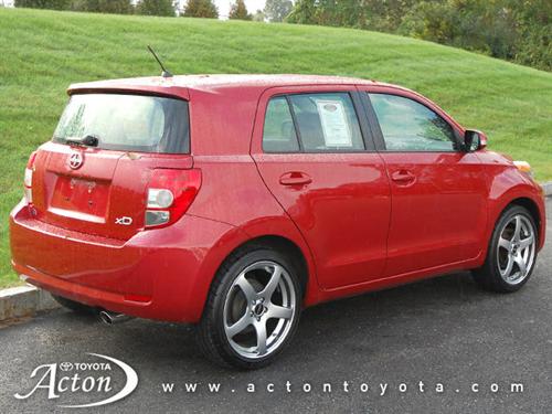 Scion xD 2008 photo 3