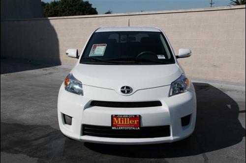 Scion xD 2008 photo 2