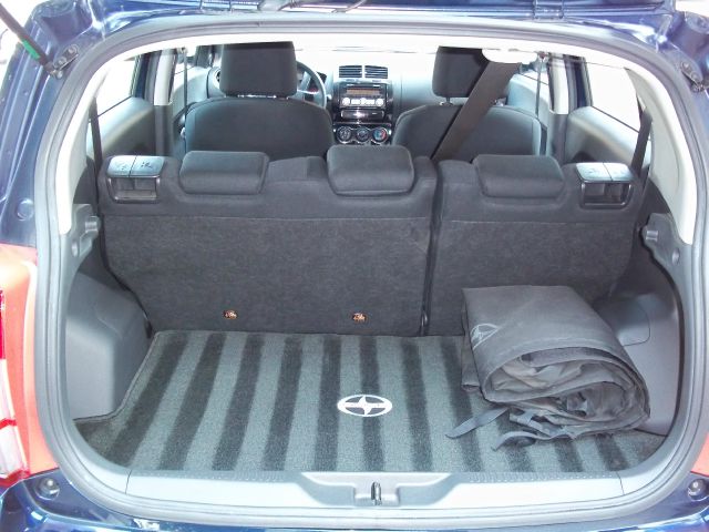 Scion xD 2008 photo 15