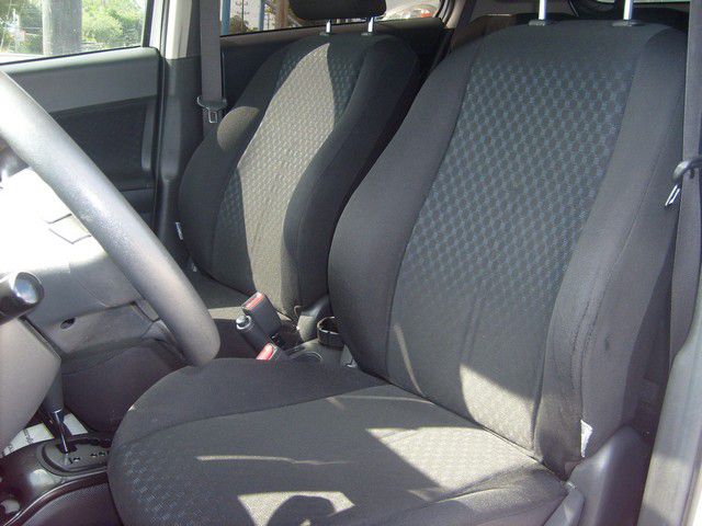 Scion xD 2008 photo 27