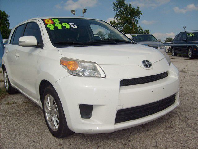 Scion xD 2008 photo 32