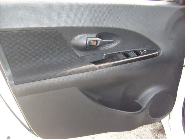 Scion xD 2008 photo 9